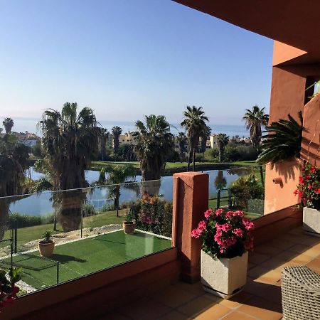 El Patio Dona Julia Lägenhet Casares Exteriör bild